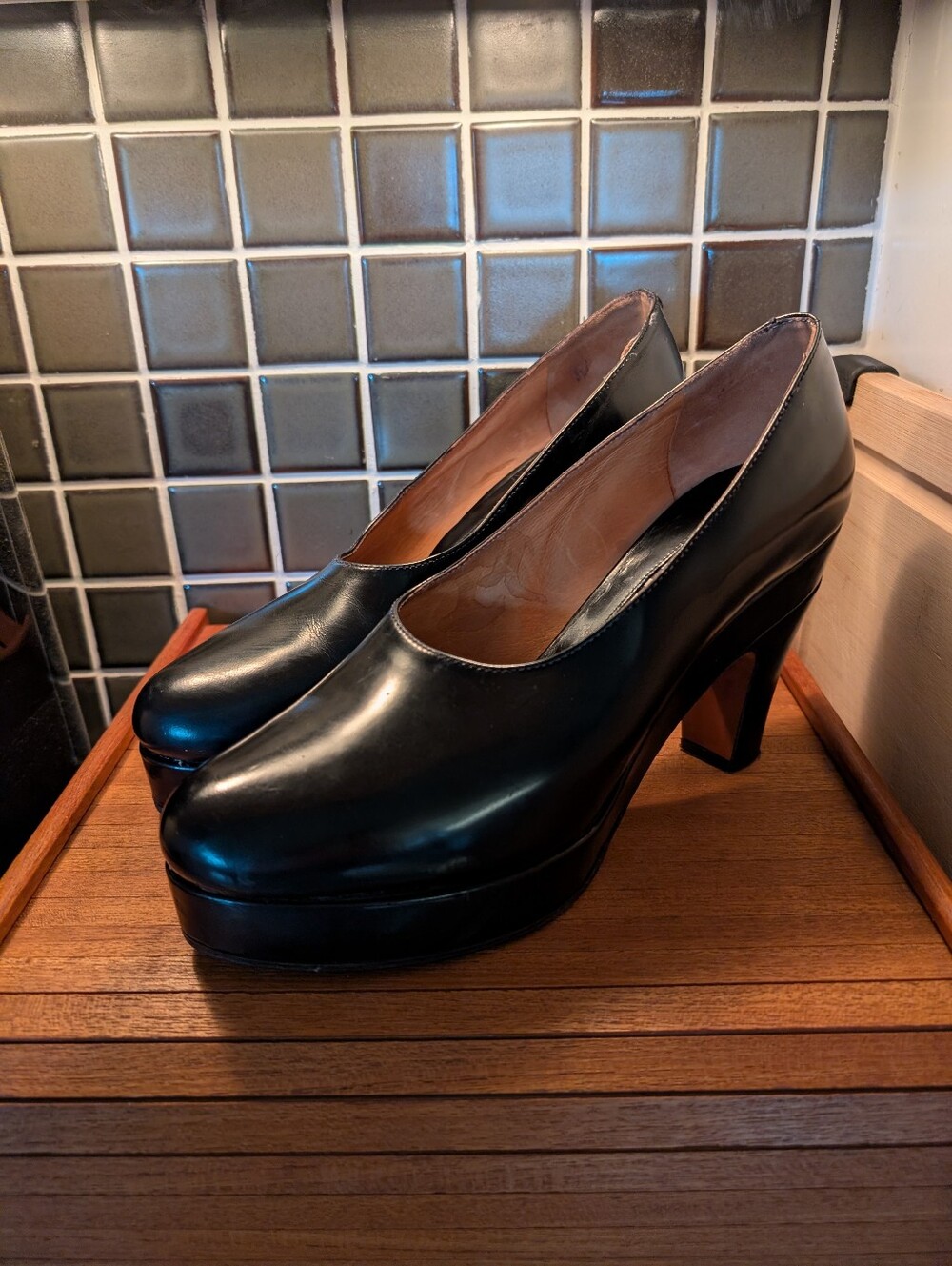 Rochas Platform Pumps,40